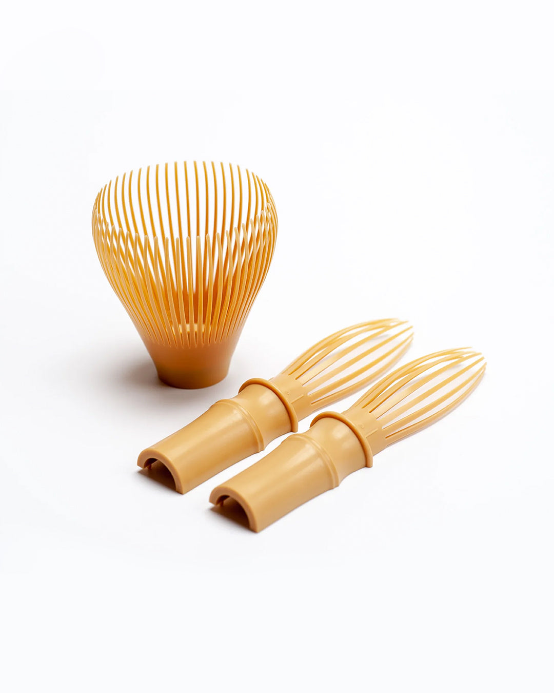 Detachable resin matcha whisk set with interchangeable whisk heads, designed for matcha tea and creamy lattes.